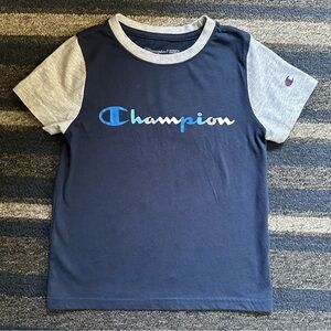 Champion Boys Short Sleeve Tee Size 5/6